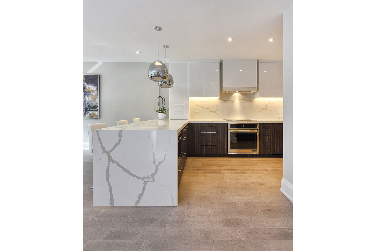 Venetian Development Group, Slider