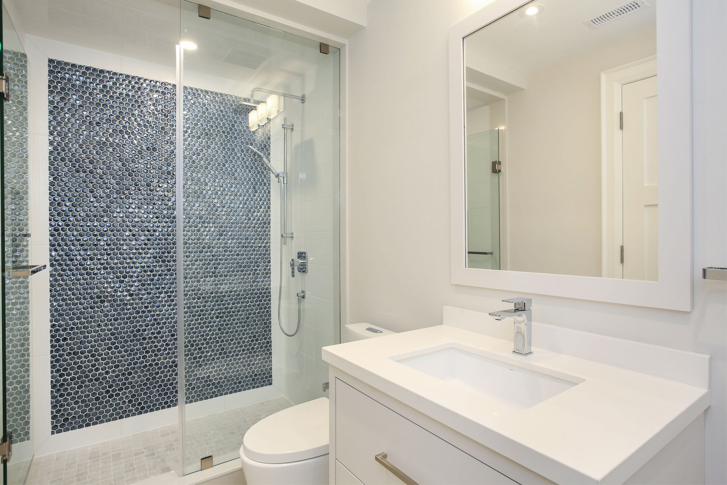 Venetian Development Group, Slider