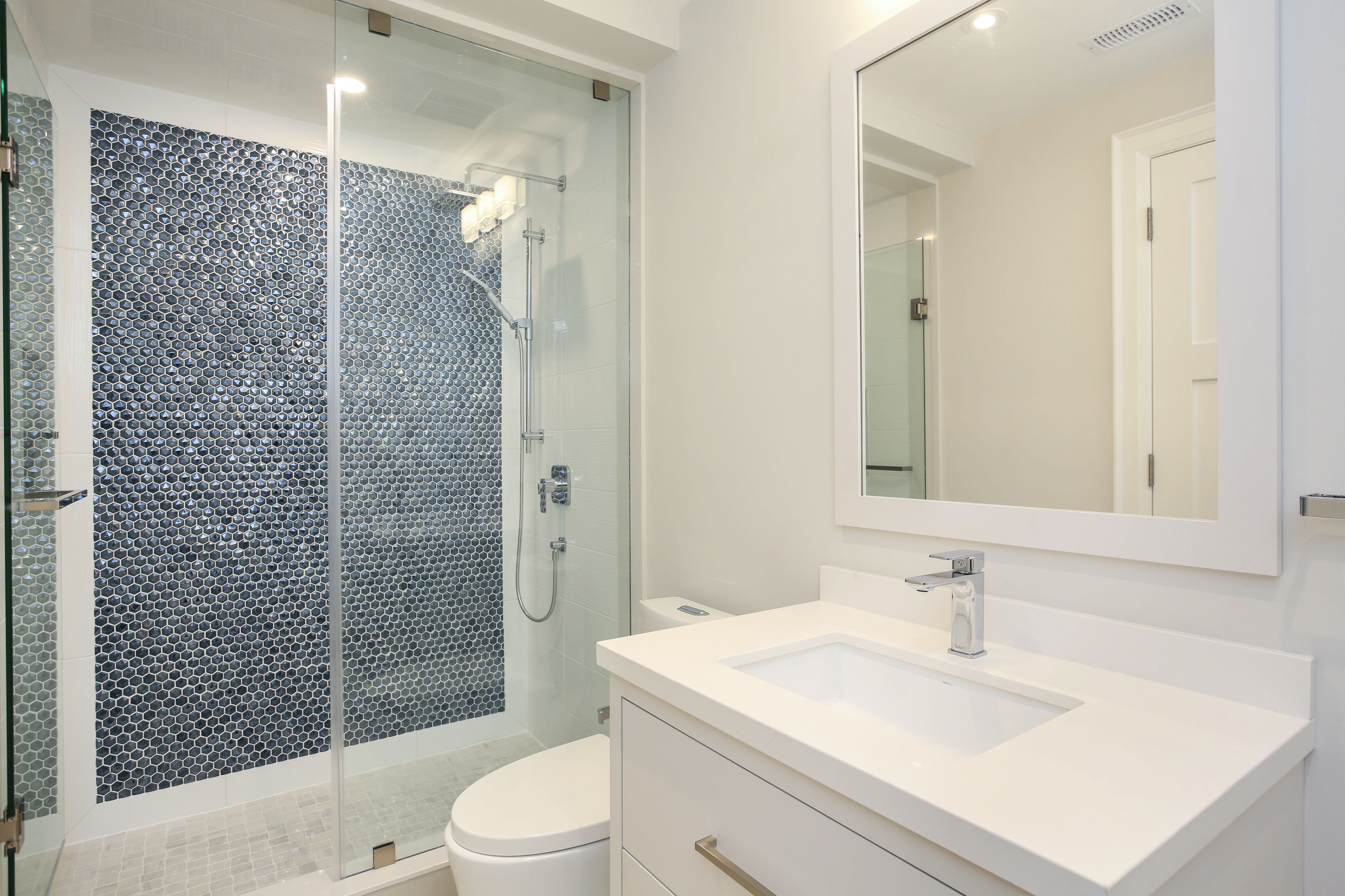 Venetian Development Group, Slider