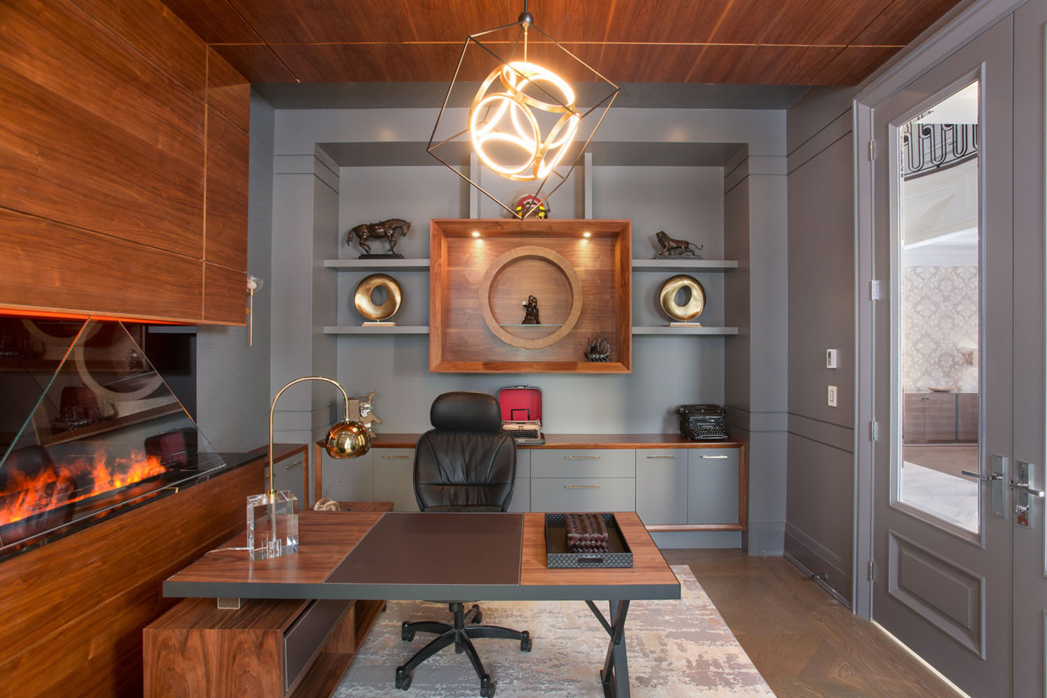 Venetian Development Group, Slider